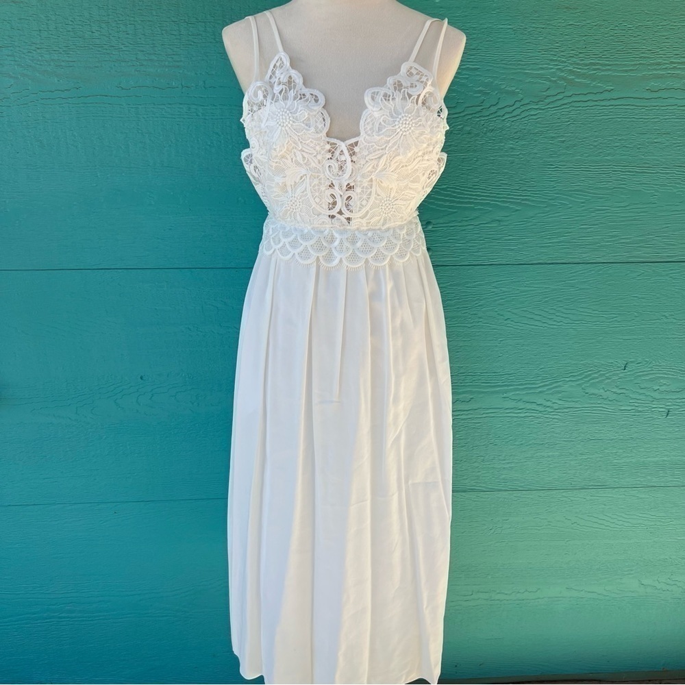 REISS Serena Lace Midi Dress NWT White Crochet Lace Empire Waist Wedding Guest - Picture 3 of 15